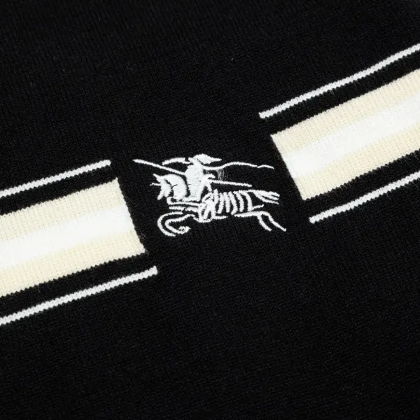 【BURBERRY 公式旗艦店】バーバリー   セーター好評に付き再入荷！ 240930