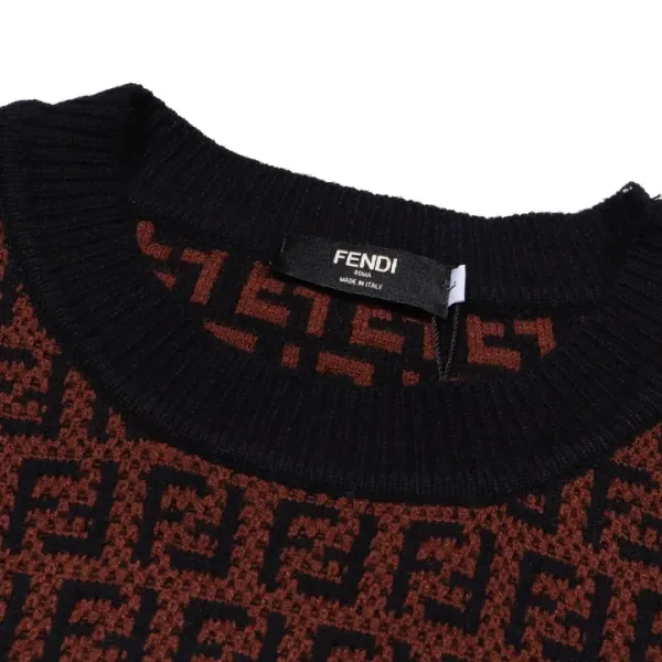 【FENDI 公式旗艦店】フェンディ セーター好評に付き再入荷!250109 【FENDI 公式旗艦店】フェンディ セーター好評に付き再入荷!250109