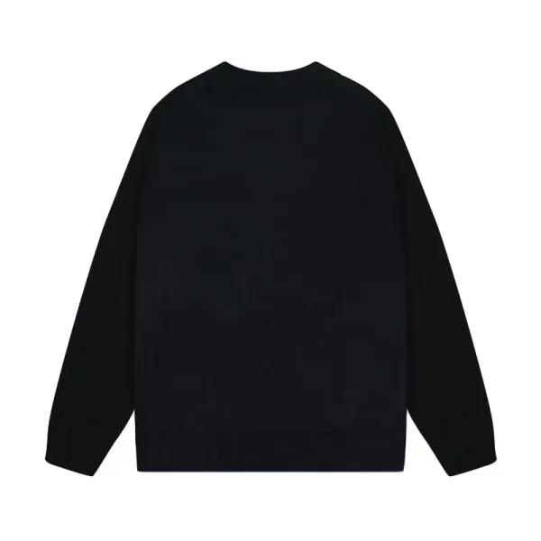 【FENDI 公式旗艦店】フェンディ セーター好評に付き再入荷! 250109 【FENDI 公式旗艦店】フェンディ セーター好評に付き再入荷! 250109