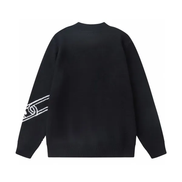 【FENDI   公式旗艦店】フェンディ セーター好評に付き再入荷！ 241101