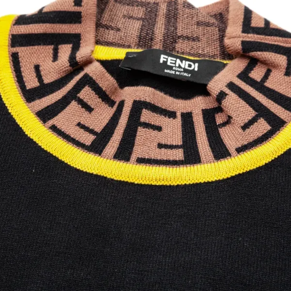【FENDI 公式旗艦店】フェンディ   セーター好評に付き再入荷！ 240929