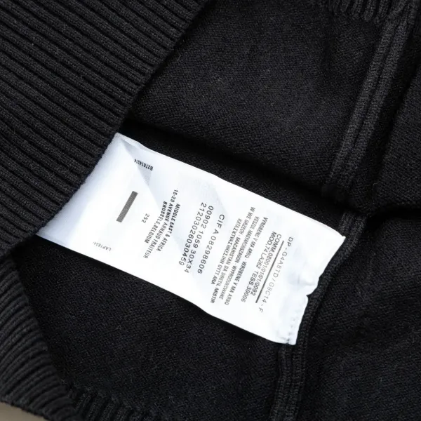 【FENDI 公式旗艦店】フェンディ セーター好評に付き再入荷! 240929 【FENDI 公式旗艦店】フェンディ セーター好評に付き再入荷! 240929