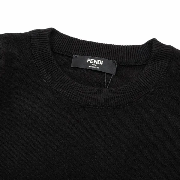 【FENDI 公式旗艦店】フェンディ セーター好評に付き再入荷! 240929 【FENDI 公式旗艦店】フェンディ セーター好評に付き再入荷! 240929