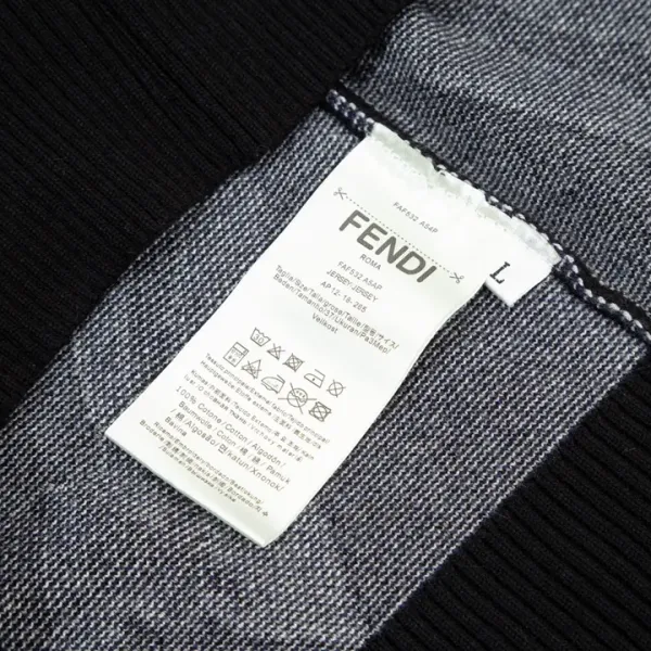 【FENDI 公式旗艦店】フェンディ セーター好評に付き再入荷! 240929 【FENDI 公式旗艦店】フェンディ セーター好評に付き再入荷! 240929