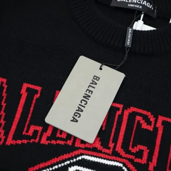 【BALENCIAGA 公式旗艦店】バレンシアガ セーター好評に付き再入荷! 250109 【BALENCIAGA 公式旗艦店】バレンシアガ セーター好評に付き再入荷! 250109