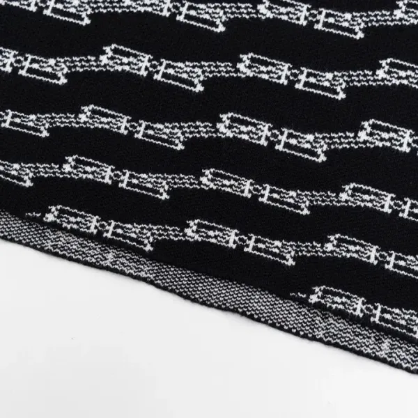 【BALENCIAGA 公式旗艦店】バレンシアガ セーター好評に付き再入荷! 250109 【BALENCIAGA 公式旗艦店】バレンシアガ セーター好評に付き再入荷! 250109