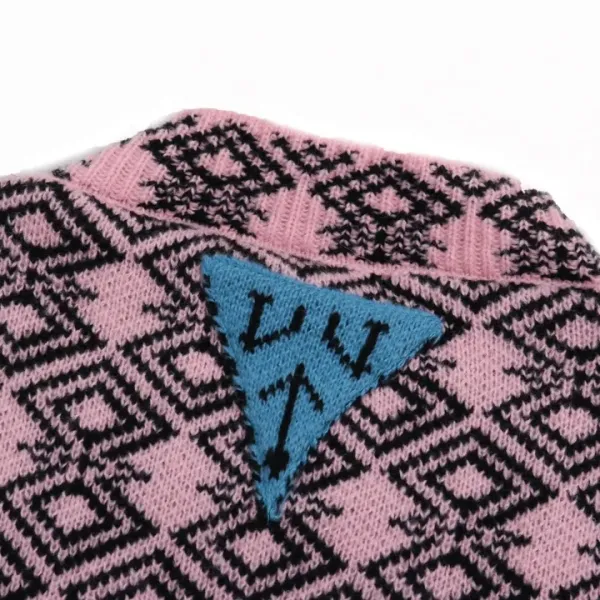 【PRADA   公式旗艦店】プラダ  セーター好評に付き再入荷！ 241031
