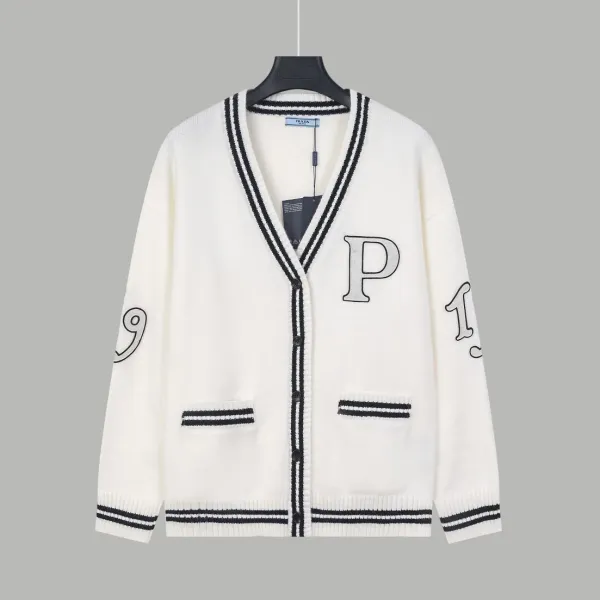 【PRADA 公式旗艦店】プラダ セーター好評に付き再入荷! 240930 【PRADA 公式旗艦店】プラダ セーター好評に付き再入荷! 240930