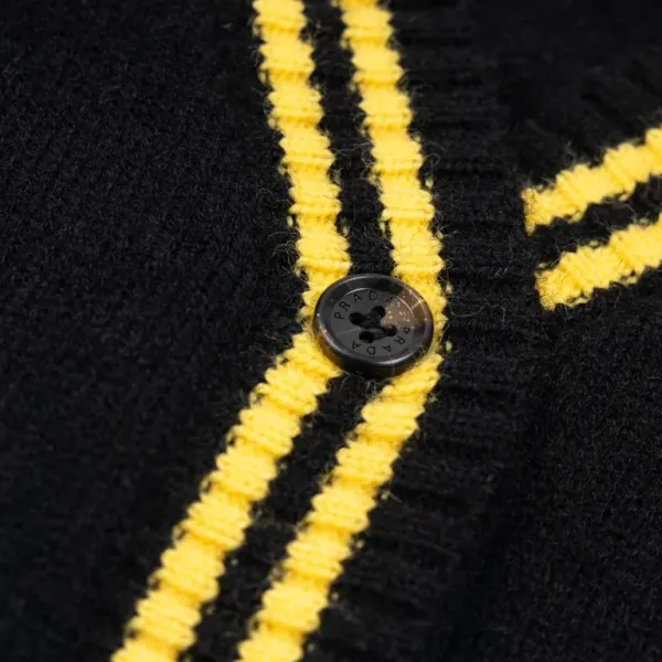 【PRADA 公式旗艦店】プラダ セーター好評に付き再入荷! 240930 【PRADA 公式旗艦店】プラダ セーター好評に付き再入荷! 240930