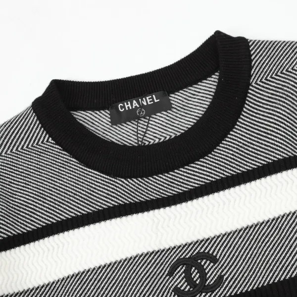 【CHANEL 公式旗艦店】シャネル セーター好評に付き再入荷! 241231 【CHANEL 公式旗艦店】シャネル セーター好評に付き再入荷! 241231
