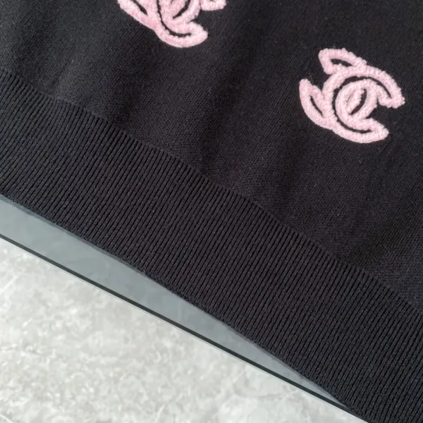【CHANEL 公式旗艦店】シャネル セーター好評に付き再入荷! 241231 【CHANEL 公式旗艦店】シャネル セーター好評に付き再入荷! 241231