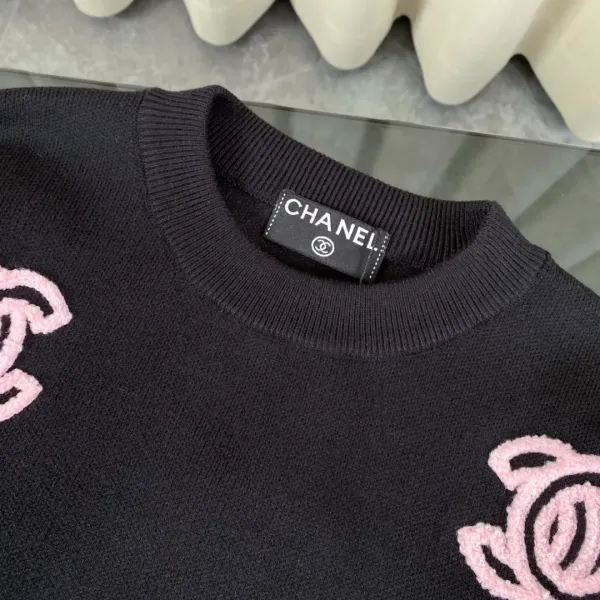 【CHANEL 公式旗艦店】シャネル セーター好評に付き再入荷! 241231 【CHANEL 公式旗艦店】シャネル セーター好評に付き再入荷! 241231