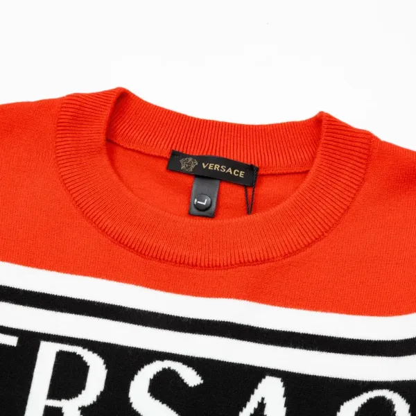 【VERSACE 公式旗艦店】ヴェルサーチ セーター好評に付き再入荷! 240930 【VERSACE 公式旗艦店】ヴェルサーチ セーター好評に付き再入荷! 240930