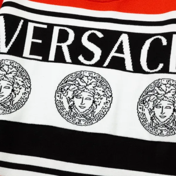 【VERSACE 公式旗艦店】ヴェルサーチ セーター好評に付き再入荷! 240930 【VERSACE 公式旗艦店】ヴェルサーチ セーター好評に付き再入荷! 240930