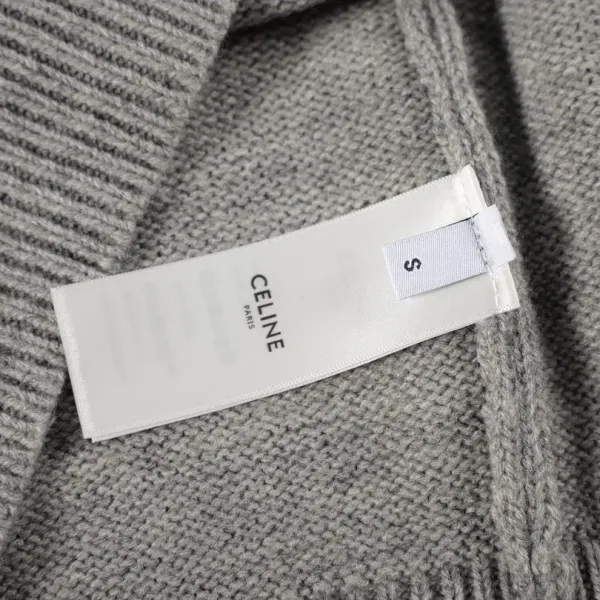 【CELINE 公式旗艦店】セリーヌ セーター好評に付き再入荷!241231 【CELINE 公式旗艦店】セリーヌ セーター好評に付き再入荷!241231