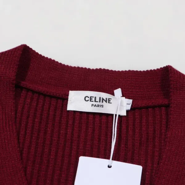 【CELINE 公式旗艦店】セリーヌ セーター好評に付き再入荷!241231 【CELINE 公式旗艦店】セリーヌ セーター好評に付き再入荷!241231