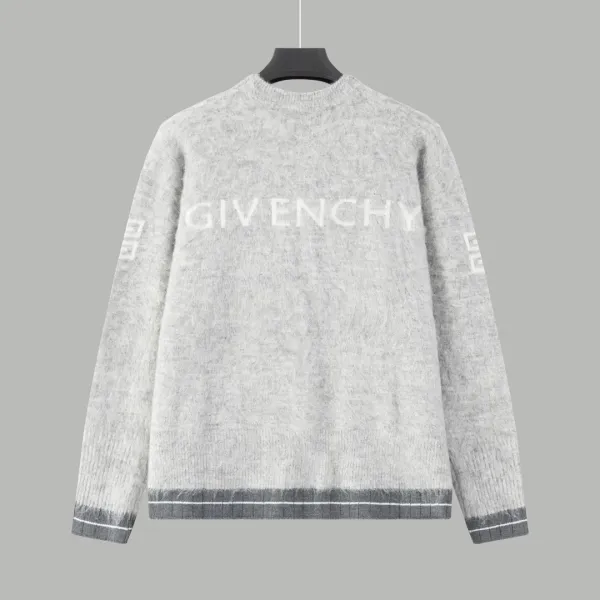 【GIVENCHY 公式旗艦店】ジバンシー セーター好評に付き再入荷! 241128 【GIVENCHY 公式旗艦店】ジバンシー セーター好評に付き再入荷! 241128