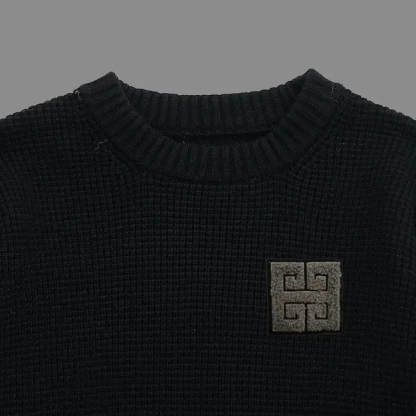 【GIVENCHY 公式旗艦店】 ジバンシー セーター好評に付き再入荷!241128 【GIVENCHY 公式旗艦店】 ジバンシー セーター好評に付き再入荷!241128
