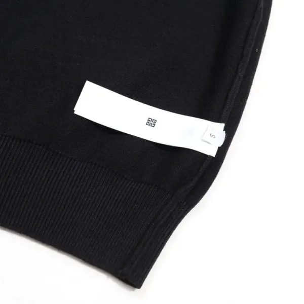【GIVENCHY   公式旗艦店】ジバンシー   セーター好評に付き再入荷！241115