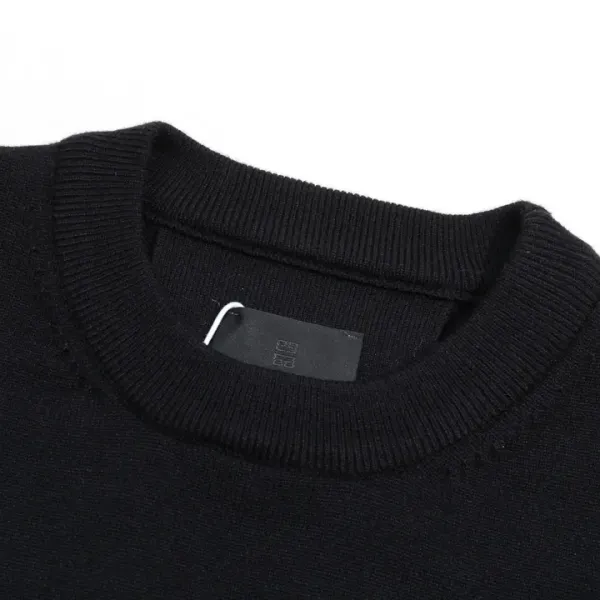 【GIVENCHY   公式旗艦店】ジバンシー   セーター好評に付き再入荷！241115