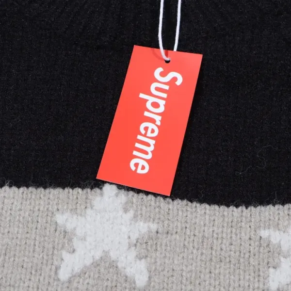 【supreme 公式旗艦店】セーター好評に付き再入荷！ 241030