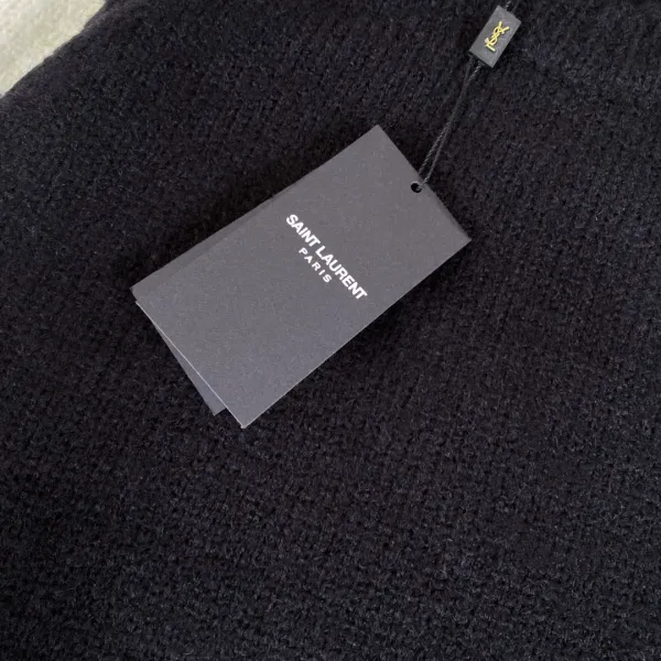 【YSL SAINT LAURENT   公式旗艦店】サンローラン   セーター好評に付き再入荷！ 241116