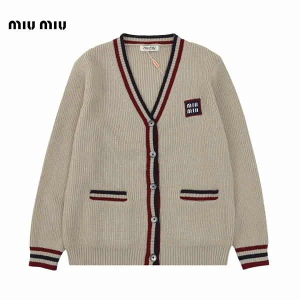 【Miumiu 公式旗艦店】ミュウミュウ セーター好評に付き再入荷! 241128 【Miumiu 公式旗艦店】ミュウミュウ セーター好評に付き再入荷! 241128