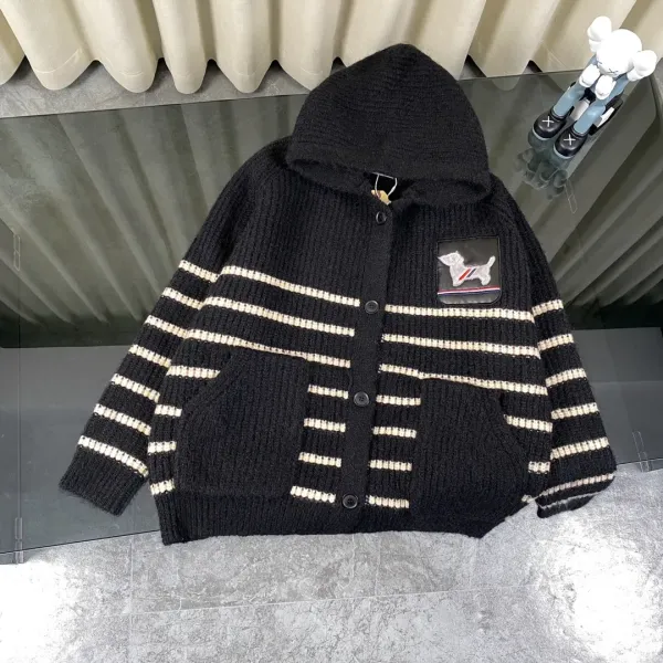 【ThomBrowne 公式旗艦店】トムブラウン セーター ご好評に付き再入荷!241230 【ThomBrowne 公式旗艦店】トムブラウン セーター ご好評に付き再入荷!241230