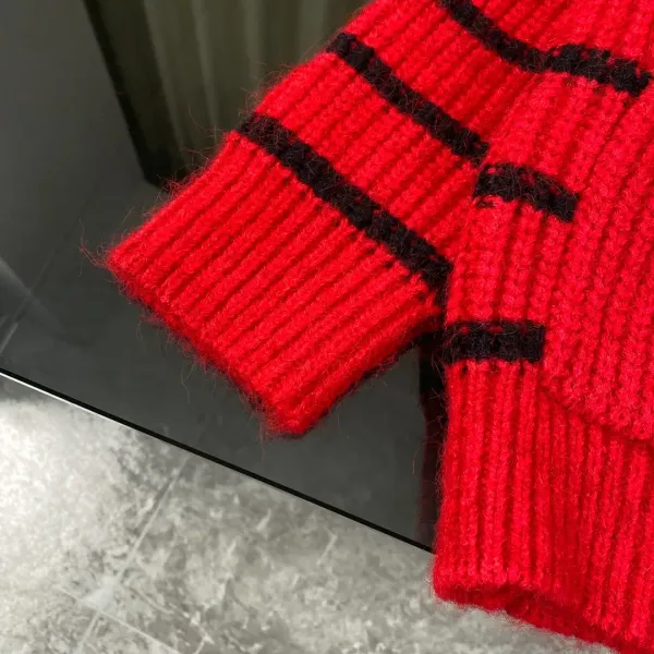 【ThomBrowne 公式旗艦店】トムブラウン セーター ご好評に付き再入荷!241230 【ThomBrowne 公式旗艦店】トムブラウン セーター ご好評に付き再入荷!241230
