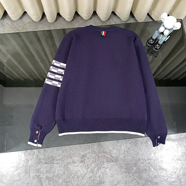 【ThomBrowne 公式旗艦店】トムブラウン セーター ご好評に付き再入荷!241230 【ThomBrowne 公式旗艦店】トムブラウン セーター ご好評に付き再入荷!241230