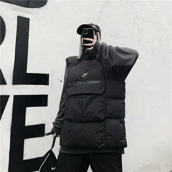 【NIKE 公式旗艦店】ナイキ ダウンベスト ご好評に付き再入荷! 241225 【NIKE 公式旗艦店】ナイキ ダウンベスト ご好評に付き再入荷! 241225