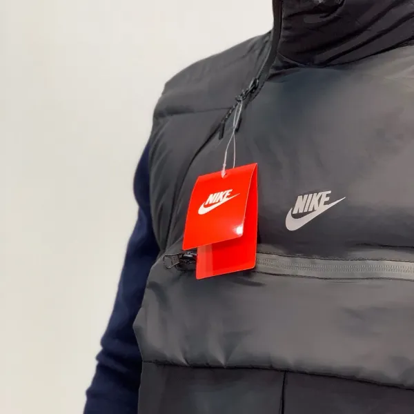 【NIKE 公式旗艦店】ナイキ ダウンベスト ご好評に付き再入荷! 241225 【NIKE 公式旗艦店】ナイキ ダウンベスト ご好評に付き再入荷! 241225