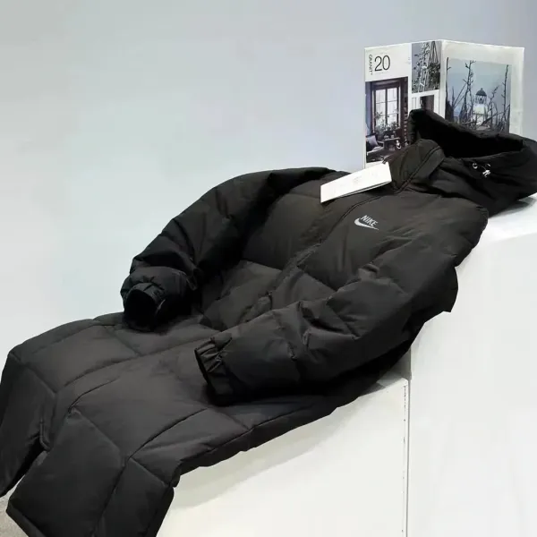 【NIKE 公式旗艦店】ナイキ ダウンジャケット ご好評に付き再入荷! 241214 【NIKE 公式旗艦店】ナイキ ダウンジャケット ご好評に付き再入荷! 241214