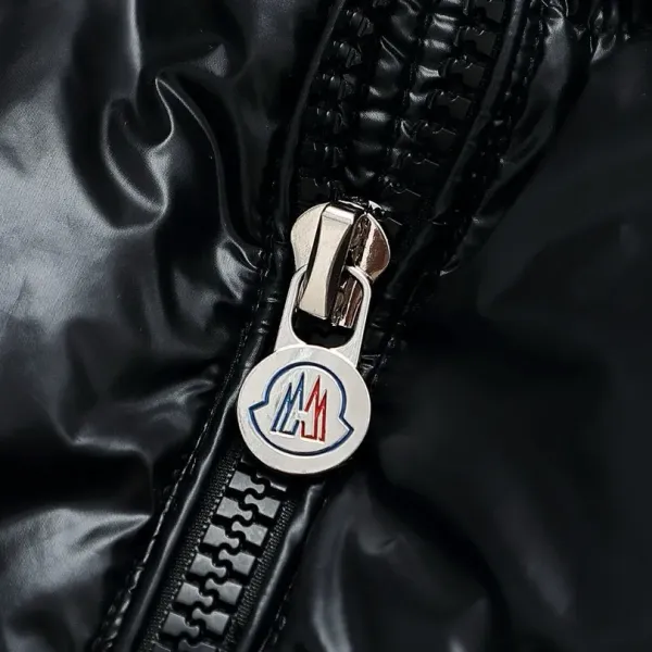 【MONCLER 公式旗艦店】モンクレール ダウンジャケット好評に付き再入荷! 241224 【MONCLER 公式旗艦店】モンクレール ダウンジャケット好評に付き再入荷! 241224