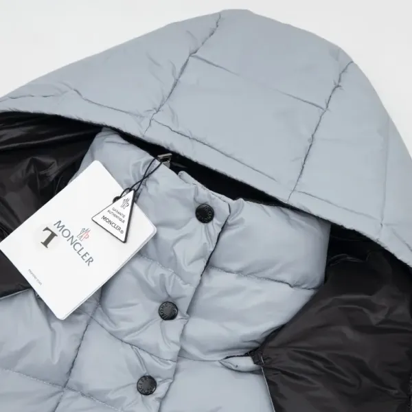 【MONCLER 公式旗艦店】モンクレール  ダウンジャケット好評に付き再入荷！ 241224