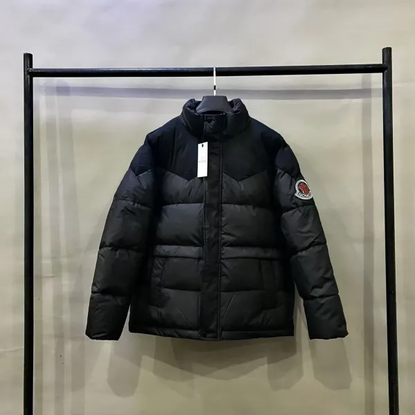 【MONCLER 公式旗艦店】モンクレール  ダウンジャケット好評に付き再入荷！ 241224