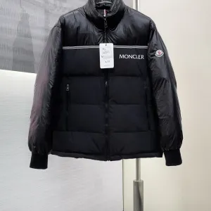 【MONCLER 公式旗艦店】モンクレール  ダウンジャケット好評に付き再入荷！ 241224