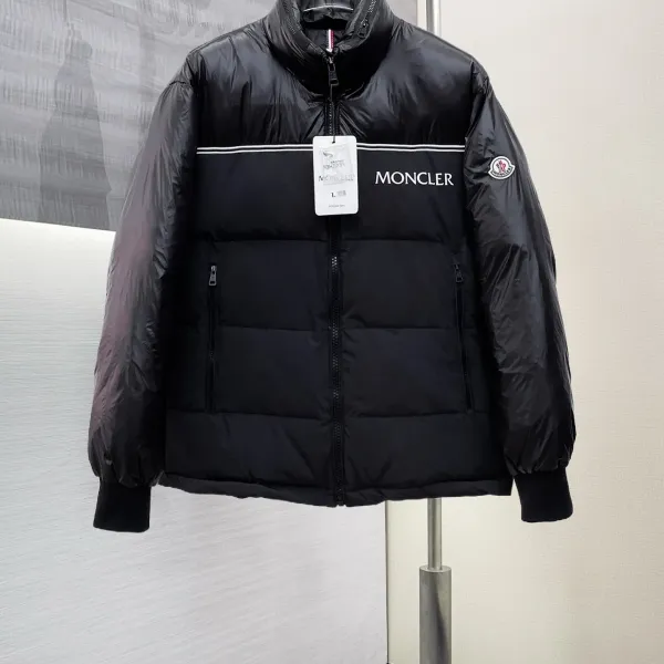 【MONCLER 公式旗艦店】モンクレール ダウンジャケット好評に付き再入荷! 241224 【MONCLER 公式旗艦店】モンクレール ダウンジャケット好評に付き再入荷! 241224