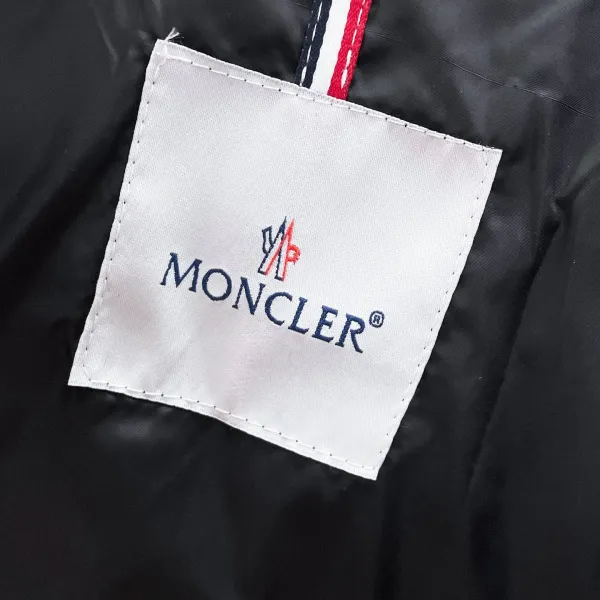 【MONCLER 公式旗艦店】モンクレール ダウンジャケット好評に付き再入荷! 241224 【MONCLER 公式旗艦店】モンクレール ダウンジャケット好評に付き再入荷! 241224