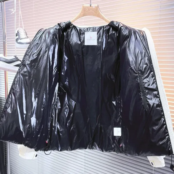 【MONCLER 公式旗艦店】モンクレール ダウンジャケット好評に付き再入荷! 241213 【MONCLER 公式旗艦店】モンクレール ダウンジャケット好評に付き再入荷! 241213