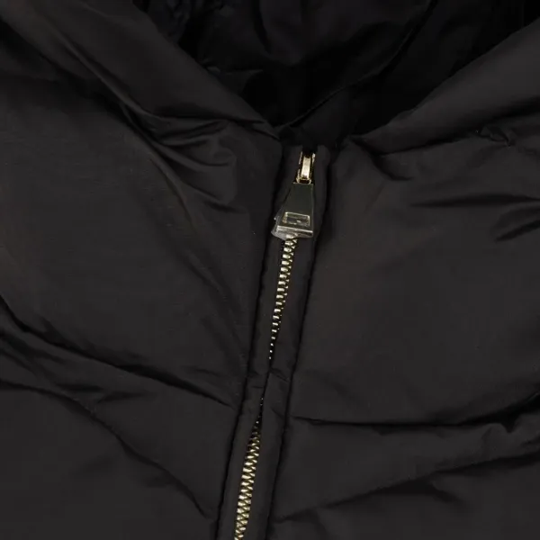 【MONCLER 公式旗艦店】モンクレール ダウンジャケット好評に付き再入荷! 241206 【MONCLER 公式旗艦店】モンクレール ダウンジャケット好評に付き再入荷! 241206