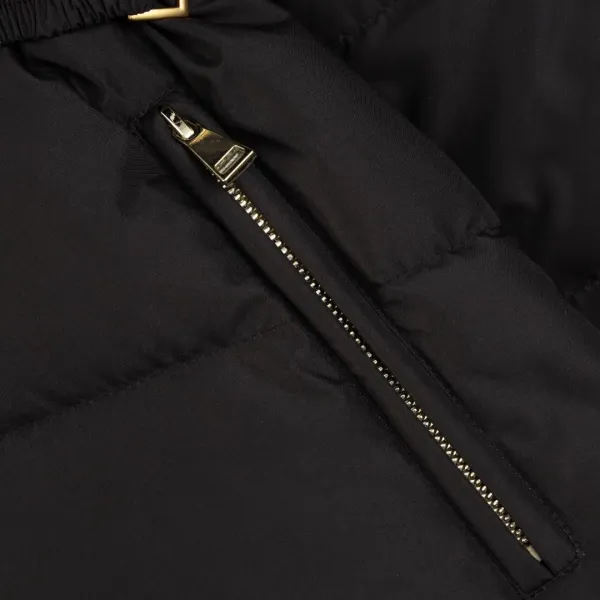 【MONCLER 公式旗艦店】モンクレール ダウンジャケット好評に付き再入荷! 241206 【MONCLER 公式旗艦店】モンクレール ダウンジャケット好評に付き再入荷! 241206