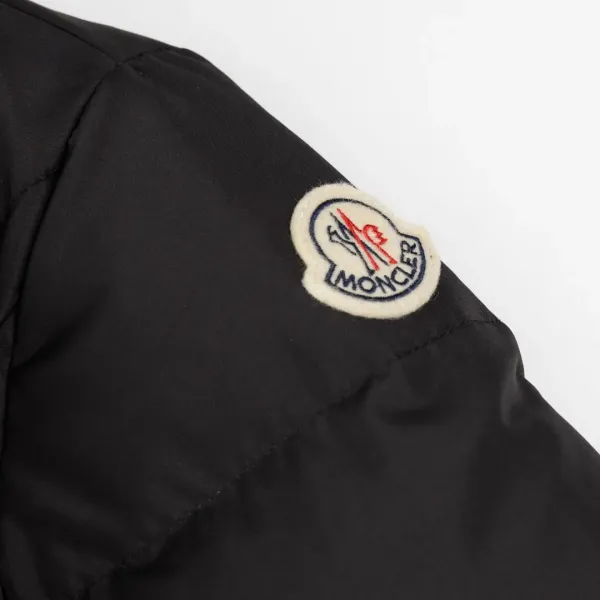 【MONCLER 公式旗艦店】モンクレール ダウンジャケット好評に付き再入荷! 241206 【MONCLER 公式旗艦店】モンクレール ダウンジャケット好評に付き再入荷! 241206