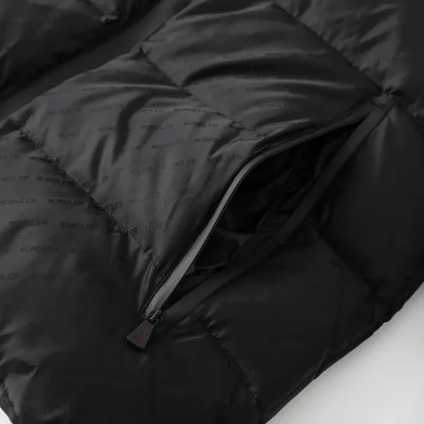 【MONCLER 公式旗艦店】モンクレール  ダウンジャケット好評に付き再入荷！ 241206