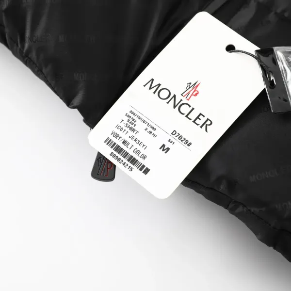 【MONCLER 公式旗艦店】モンクレール  ダウンジャケット好評に付き再入荷！ 241206