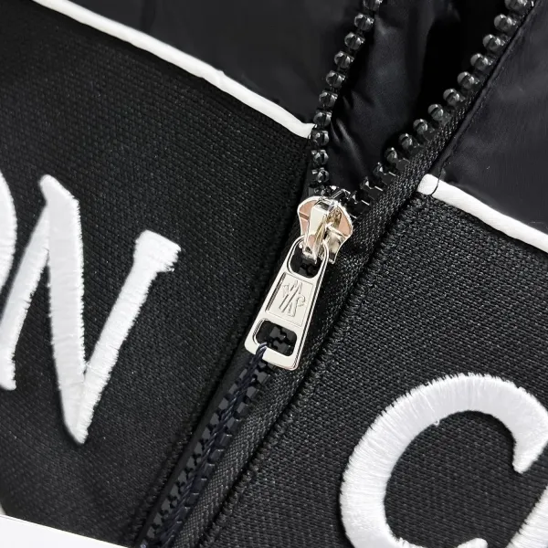 【MONCLER 公式旗艦店】モンクレール ダウンジャケット好評に付き再入荷! 241206 【MONCLER 公式旗艦店】モンクレール ダウンジャケット好評に付き再入荷! 241206
