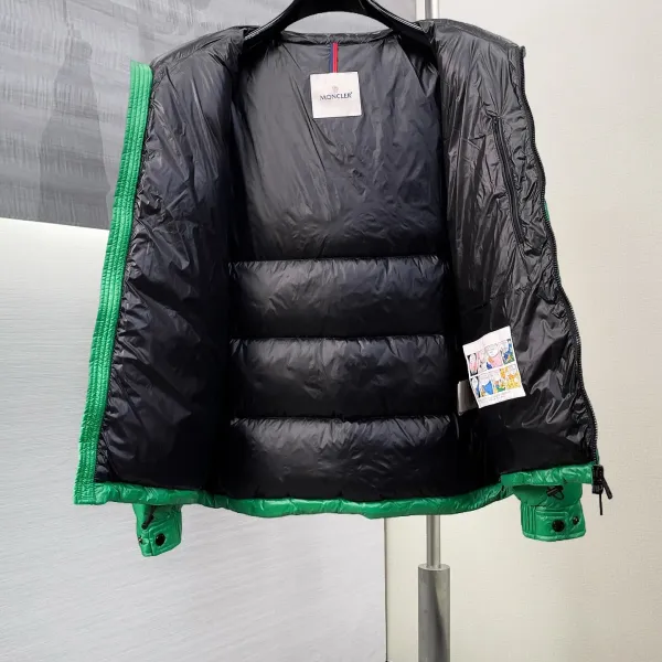 【MONCLER 公式旗艦店】モンクレール  ダウンジャケット好評に付き再入荷！ 241206