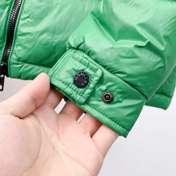 【MONCLER 公式旗艦店】モンクレール  ダウンジャケット好評に付き再入荷！ 241206
