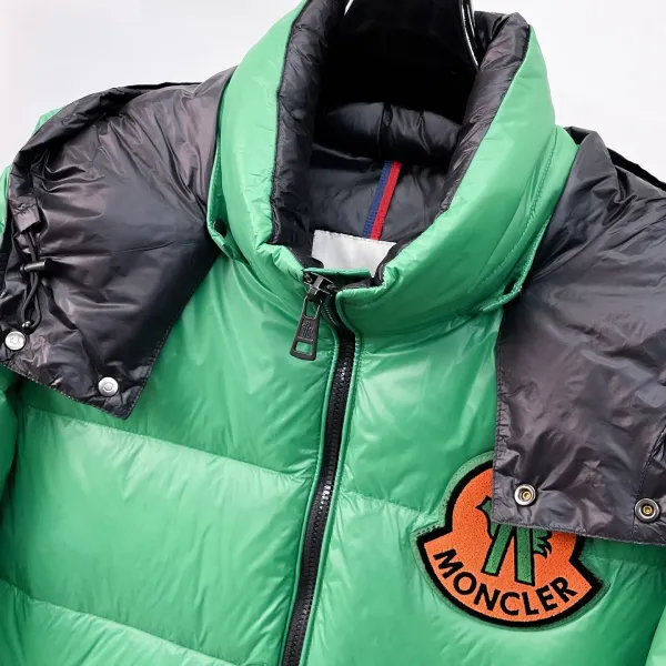 【MONCLER 公式旗艦店】モンクレール  ダウンジャケット好評に付き再入荷！ 241206