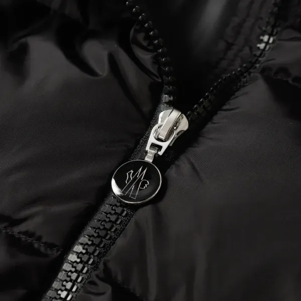 【MONCLER 公式旗艦店】モンクレール ダウンジャケット好評に付き再入荷! 241113 【MONCLER 公式旗艦店】モンクレール ダウンジャケット好評に付き再入荷! 241113